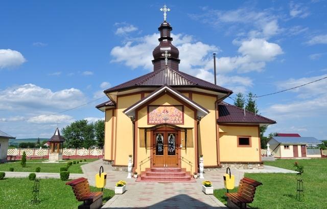 Biserica după reparaţii 1